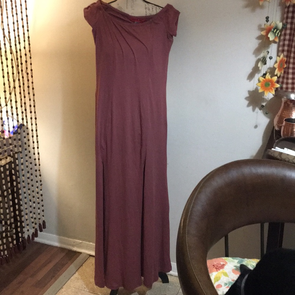 Very soft stretch fabric. New with a tag. Maxi